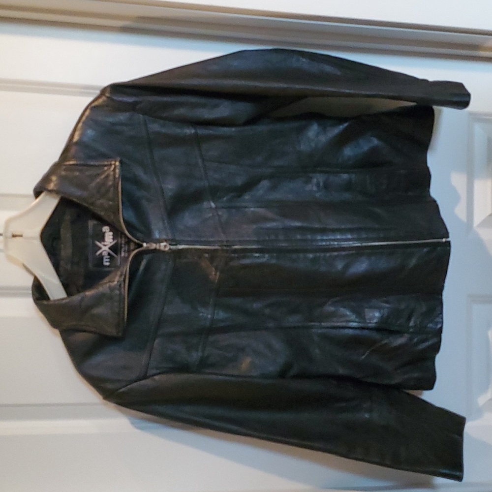 Women's vintage Wilson's Maxima black leather jacket large
